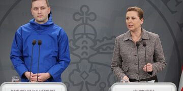 Danish PM Mette Frederiksen and Greenlandic PM Jens-Frederik Nielsen during a diplomatic mission