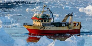 Navigation through thick sea ice near Greenland coast